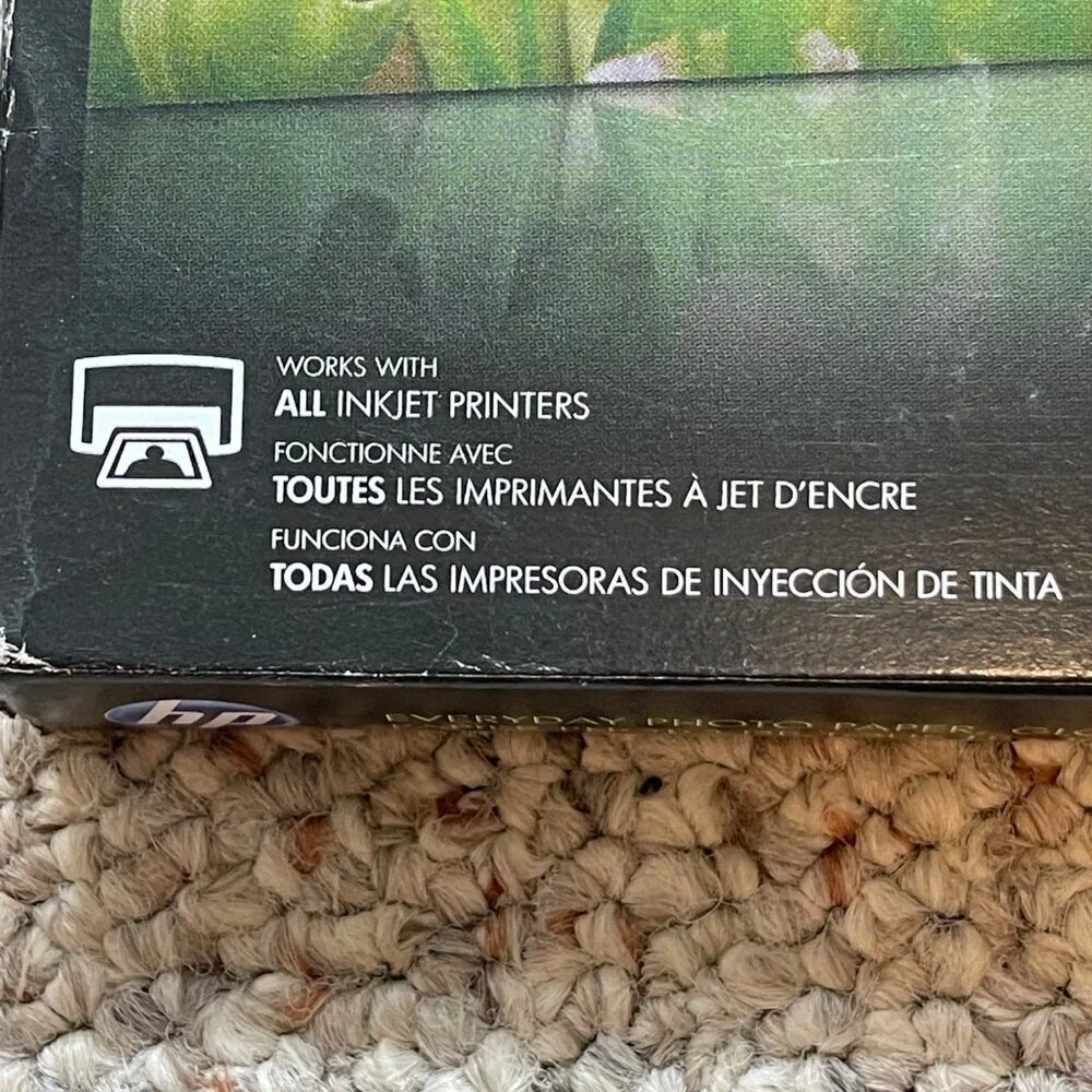 NIB HP cr759a Everyday Photo Paper Glossy 4x6, 100 Sheets
